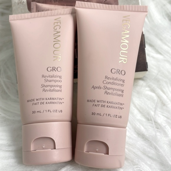 Vegamour GRO Revitalizing Shampoo and Conditioner Set for Thinning Hair mini duo - Picture 4 of 4